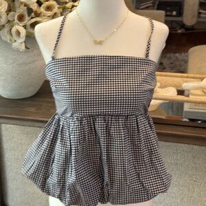 GAP adorable bubble top